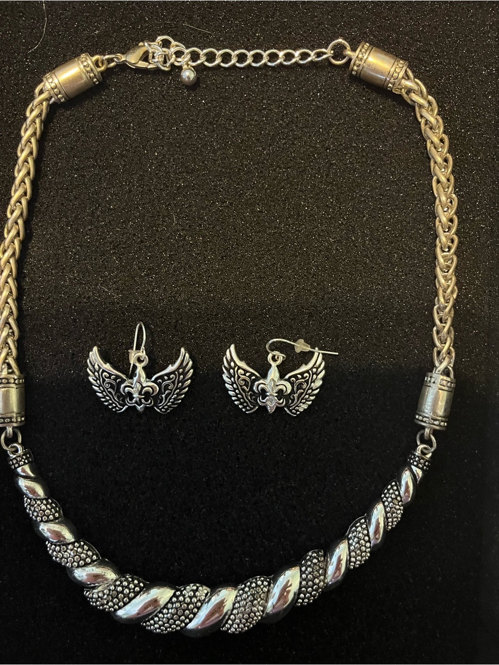 Sterling Silver Twisted Link Necklace - Silver